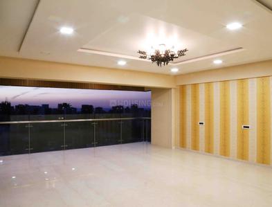Hall Image of 4200 Sq.ft 4 BHK Penthouse for sale in Khar West Mumbai for Rs. 220000000