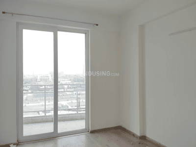 Living Room Image of 2200 Sq.ft 3 BHK Apartment / Flat for sale in DLF New Town Heights 1, Sector 86 Gurgaon for Rs. 20000000