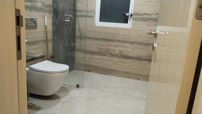 Image of 1050 Sq.ft 2 BHK Apartment / Flat for rent in Monte South, Byculla, Mumbai for Rs. 160000