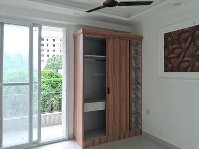 Bedroom Image of 1650 Sq.ft 3 BHK Apartment / Flat for sale in Sector 104 Noida for Rs. 7000000