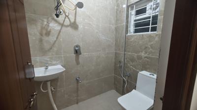Bathroom Image of 555 Sq.ft 1 BHK Builder Floor for rent in Singasandra Bengaluru for Rs. 26000