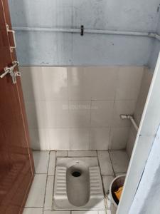 Bathroom Image of 700 Sq.ft 1 BHK Apartment / Flat for rent in Ghatlodiya Ahmedabad for Rs. 14000