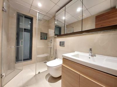 Bathroom Image of 1937 Sq.ft 3 BHK Apartment / Flat for rent in Appaswamy The Broadstone, Ramapuram Chennai for Rs. 150000