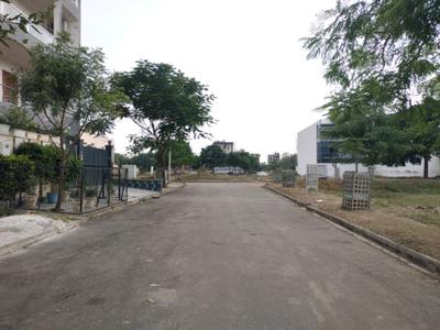 Image of 302 Sq.ft Residential Plot / Land for sale in Sector 76, Faridabad for Rs. 50000000
