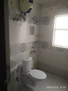 Bathroom Image of 1400 Sq.ft 3 BHK Apartment / Flat for rent in Globus Coral Woods, Hoshangabad Road Bhopal for Rs. 35000
