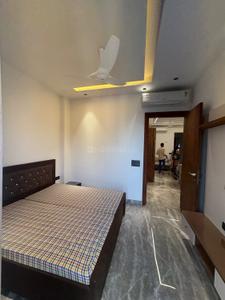 Bedroom Image of 1200 Sq.ft 3 BHK Builder Floor for rent in Vivek Vihar New Delhi for Rs. 60000