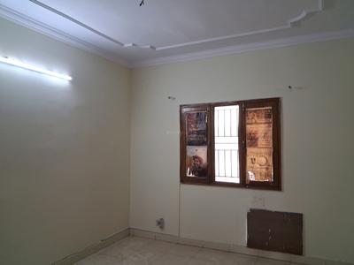 Bedroom Image of 1100 Sq.ft 2 BHK Apartment / Flat for sale in Paschim Vihar New Delhi for Rs. 14000000