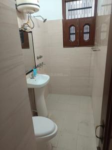 Bathroom Image of 1200 Sq.ft 1 RK Builder Floor for rent in Sector 7 Panchkula for Rs. 18000