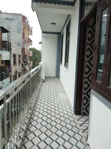 Balcony Image of 1100 Sq.ft 3 BHK Builder Floor for rent in Neb Sarai New Delhi for Rs. 26000