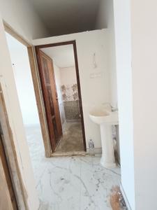 Kitchen Image of 550 Sq.ft 2 BHK Apartment / Flat for sale in Tollygunge Kolkata for Rs. 2000000