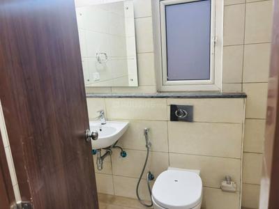 Bathroom Image of 2359 Sq.ft 4 BHK Villa for rent in Godrej Golf Links Villas, Jaypee Greens Greater Noida for Rs. 65000