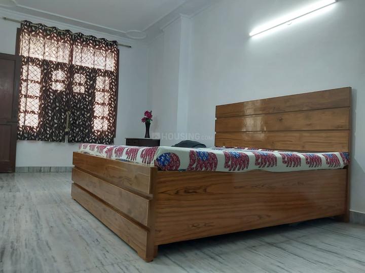 Pandav Nagar Bedroom 1