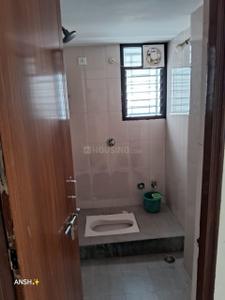 Bathroom Image of 1000 Sq.ft 2 BHK Apartment / Flat for rent in Manewada Nagpur for Rs. 16000