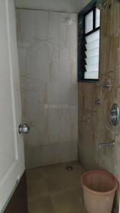 Bathroom Image of 600 Sq.ft 1 BHK Apartment / Flat for rent in Hadapsar Pune for Rs. 15000