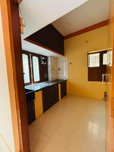 Kitchen Image of 800 Sq.ft 2 BHK Independent House for rent in Mathikere Bengaluru for Rs. 20000