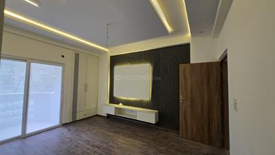Bedroom Image of 3500 Sq.ft 4.5 BHK Penthouse for sale in Shivkala Apartment, Sector 51 Noida for Rs. 50000000