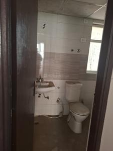 Bathroom Image of 2000 Sq.ft 3 BHK Apartment / Flat for sale in Amrapali Heartbeat City IV, Sector 107 Noida for Rs. 23000000