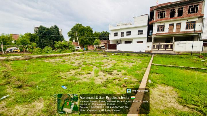 Akhari Main Image 1