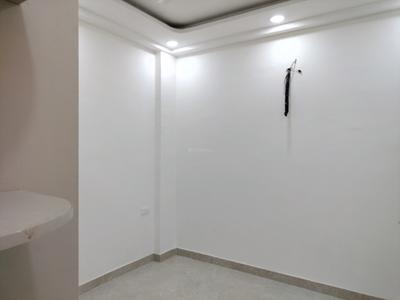 Bedroom Image of 915 Sq.ft 3 BHK Builder Floor for sale in Raju Parak Extension New Delhi for Rs. 7500000