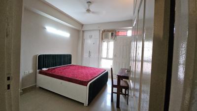 Bedroom Image of 1150 Sq.ft 2.5 BHK Apartment / Flat for rent in Supertech Cape Town, Sector 74 Noida for Rs. 40000