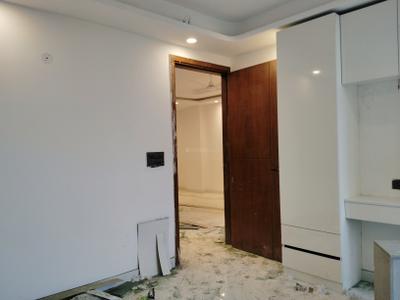 Bedroom Image of 1350 Sq.ft 3 BHK Apartment / Flat for sale in Satbari New Delhi for Rs. 12000000