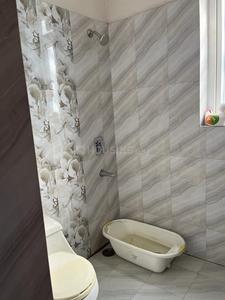 Bathroom Image of 1300 Sq.ft 3 BHK Builder Floor for sale in Palm Floors Sushant Lok 1, Sushant Lok Phase 1 Gurgaon for Rs. 21500000