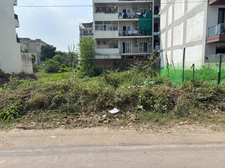 Amravati Enclave Main Image 1