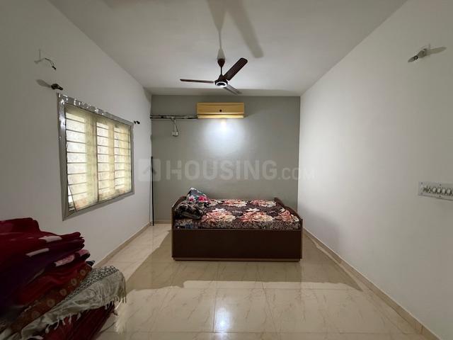 Paras 3 Bunglows Main Image 1