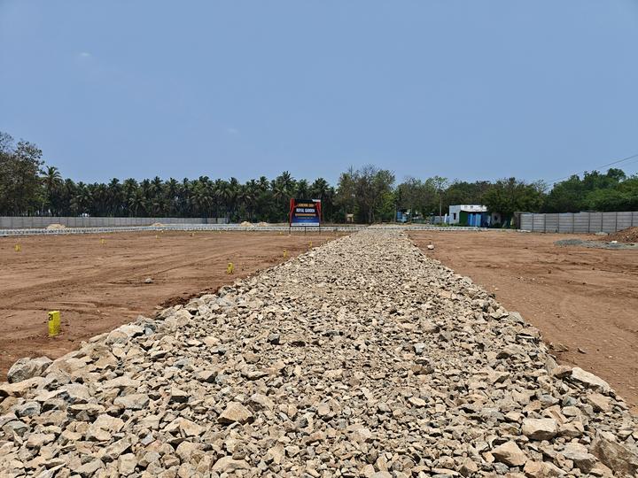 Madanapuram Main Image 1