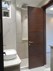 Common Bathroom Image of 1800 Sq.ft 3 BHK Builder Floor for sale in Paschim Vihar New Delhi for Rs. 37500000
