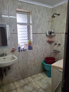 Bathroom Image of 1100 Sq.ft 2 BHK Apartment / Flat for sale in Puja Apartments, Patparganj New Delhi for Rs. 22000000