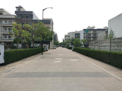 Image of 135 Sq.ft Residential Plot / Land for sale in BPTP District 5, Sector 84, Faridabad for Rs. 24300000