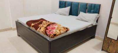 Bedroom Image of Shivay PG  in Sector 42, Noida