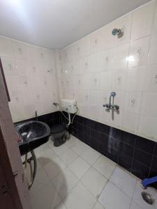 Bathroom Image of 1100 Sq.ft 2 BHK Builder Floor for rent in Mahakal Vanijya Ujjain for Rs. 20000