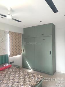 Bedroom Image of 1900 Sq.ft 3 BHK Apartment / Flat for rent in Prestige Oliva Pride, Bhimrad Surat for Rs. 50000