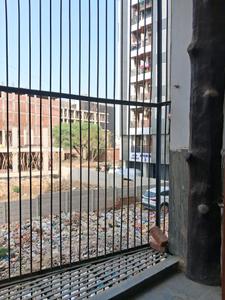 Bedroom Two Image of 1000 Sq.ft 2 BHK Apartment / Flat for sale in Avenue 1, Sector 73 Noida for Rs. 3000000