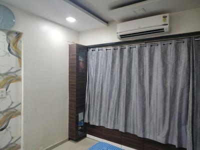 Bedroom Image of 430 Sq.ft 1 BHK Apartment / Flat for rent in Bhakti Park, Kasarvadavali Thane for Rs. 18250