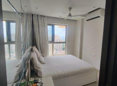 Bedroom Image of 650 Sq.ft 1 BHK Apartment / Flat for sale in Hiranandani Regent Hill A B C D And E Wing, Powai Mumbai for Rs. 19000000
