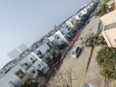 Image of 2185 Sq.ft 3 BHK Villa for sale in Paramount Golfforeste Villas, Surajpur, Greater Noida for Rs. 24500000