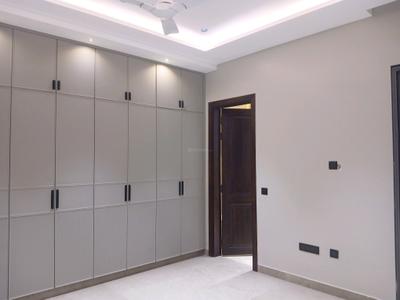 Bedroom Image of 2700 Sq.ft 4 BHK Builder Floor for sale in Bali Nagar New Delhi for Rs. 60000000