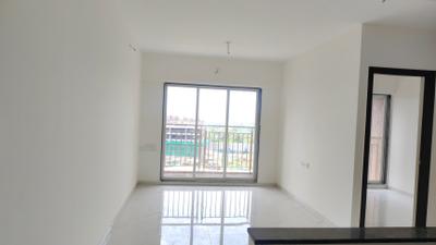 Living Room Image of 800 Sq.ft 2 BHK Apartment / Flat for rent in Anant Metropolis Insignia Towers, Kasarvadavali Thane for Rs. 25000