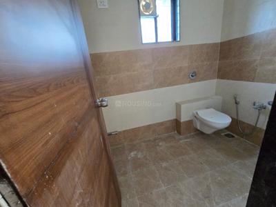 Bathroom Image of 1200 Sq.ft 3 BHK Apartment / Flat for rent in Harni Vadodara for Rs. 22000
