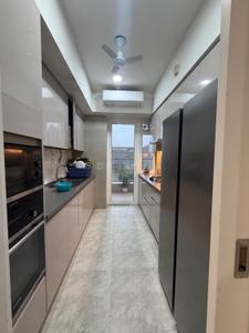 Kitchen Image of 2300 Sq.ft 3.5 BHK Apartment / Flat for rent in DLF One Midtown, Karampura New Delhi for Rs. 99900