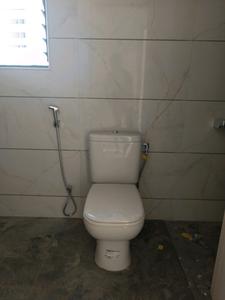 Common Bathroom Image of 1160 Sq.ft 2 BHK Apartment / Flat for sale in Kumar Palmspring Towers, Mohammed Wadi Pune for Rs. 8200000