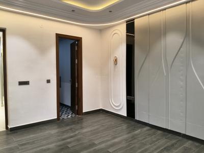 Bedroom Image of 2700 Sq.ft 4 BHK Builder Floor for sale in Paramount Luxury Floors Sushant Lok 3, Sector 57 Gurgaon for Rs. 40000000