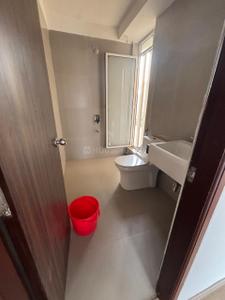 Bathroom Image of 1450 Sq.ft 3.5 BHK Apartment / Flat for sale in Thane West Thane for Rs. 29500000