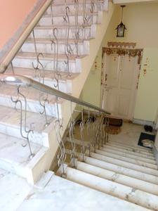 Staircase Image of 850 Sq.ft 2 BHK Builder Floor for rent in Paschim Putiary Kolkata for Rs. 8500