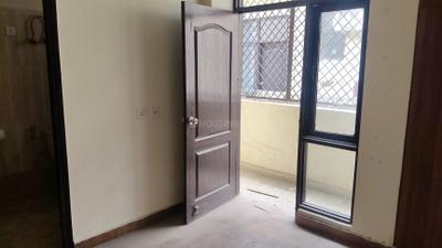 Bedroom Image of 1800 Sq.ft 2.5 BHK Builder Floor for rent in Aditya White Cottage, Bamheta Village Ghaziabad for Rs. 15000