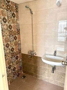 Bathroom Image of 900 Sq.ft 2 BHK Apartment / Flat for sale in Mahindra Happinest Tathawade, Tathawade Pune for Rs. 7200000