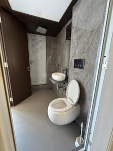 Bathroom Image of 1450 Sq.ft 3 BHK Apartment / Flat for rent in Runwal Nirvana Part I, Parel Mumbai for Rs. 200000